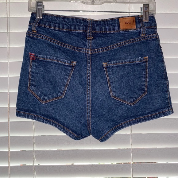 BDG Pants - UO BDG High Rise ERIN 5 pocket Shortie Denim Short